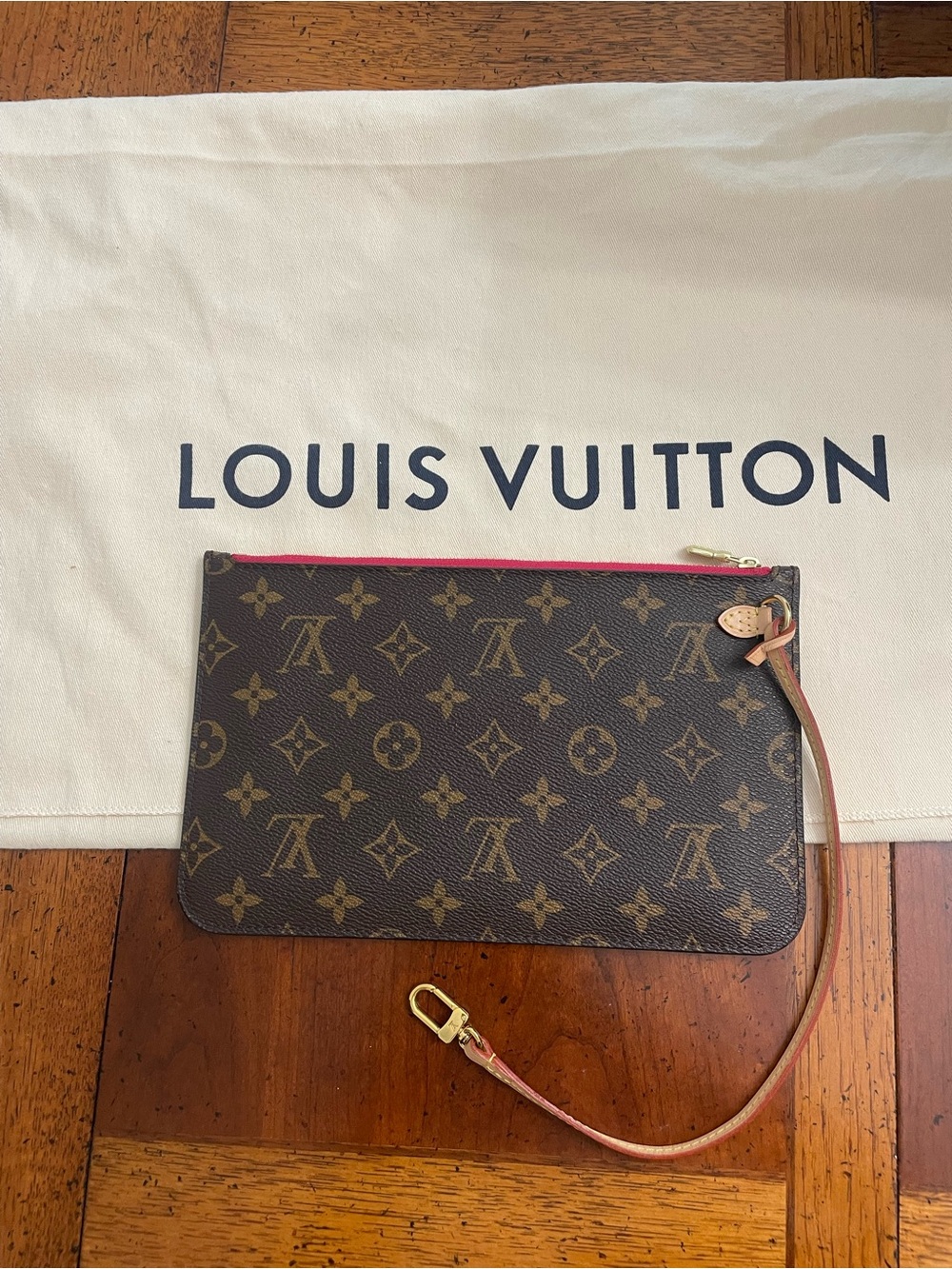 Louis Vuitton Brown Monogram Wristlet with Pink Trim - Picture 2 of 10